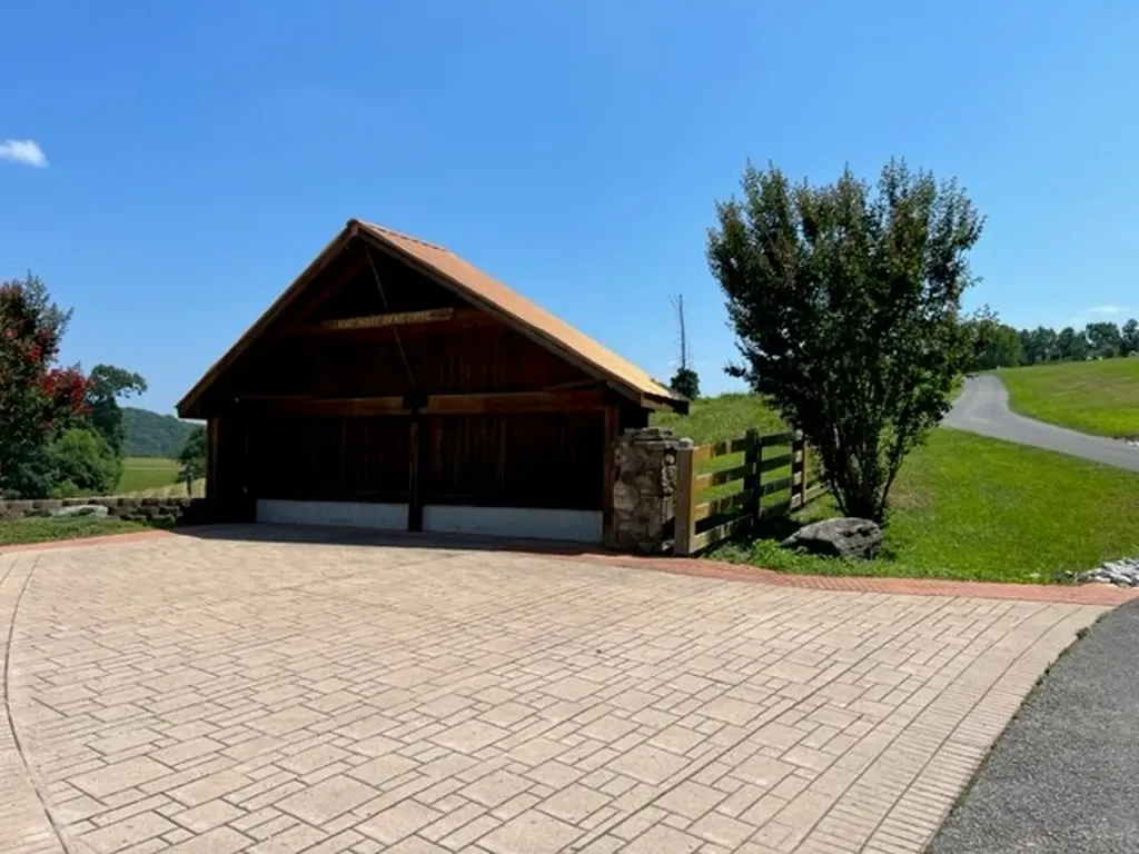 77-78 Holly Bend Drive Byrdstown TN 38549