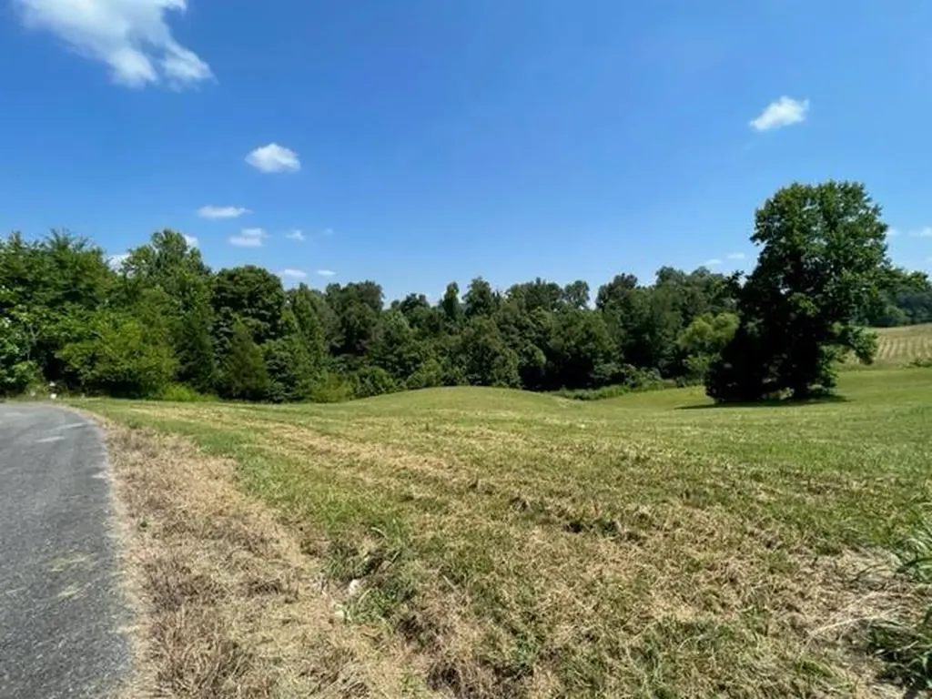 77-78 Holly Bend Drive Byrdstown TN 38549