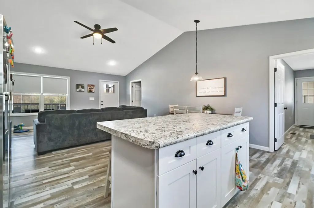 324 Fitzgerald Lane Jamestown TN 38556
