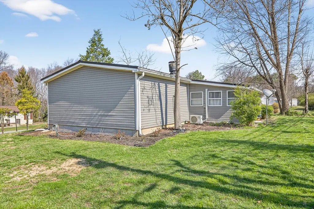 260 Rugby Road Crossville TN 38558
