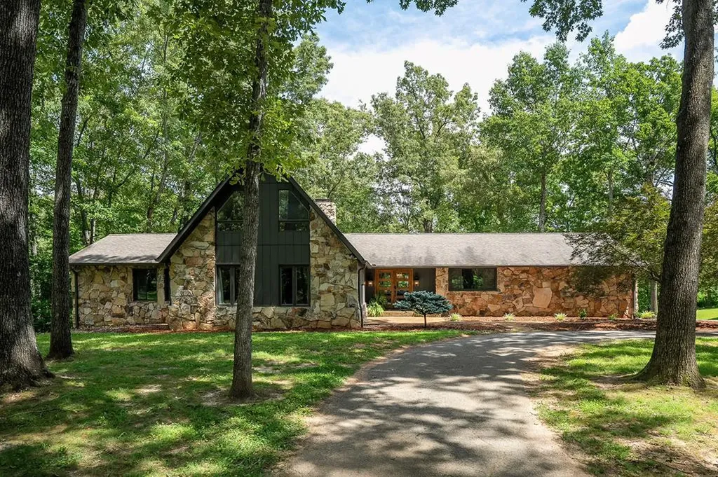1948 Forest Circle Cookeville TN 38506