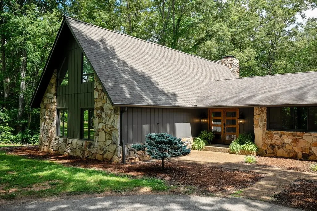 1948 Forest Circle Cookeville TN 38506