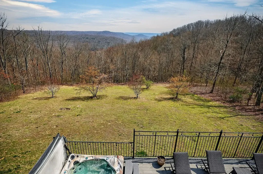 5715 Pleasant Ridge Road Sparta TN 38583