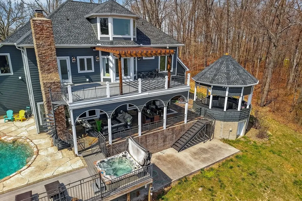 5715 Pleasant Ridge Road Sparta TN 38583