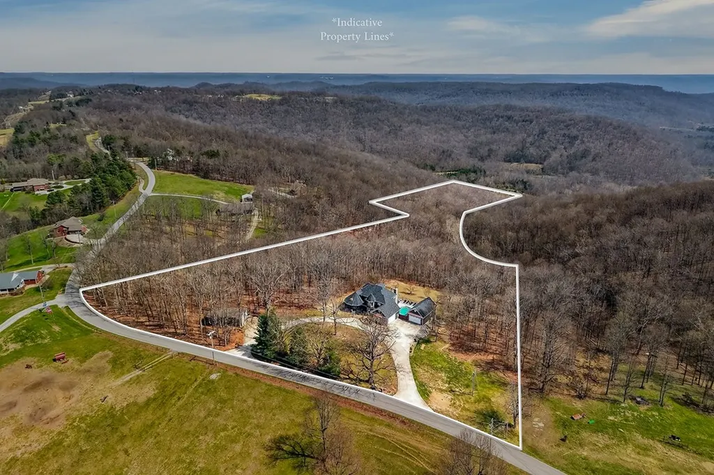 5715 Pleasant Ridge Road Sparta TN 38583
