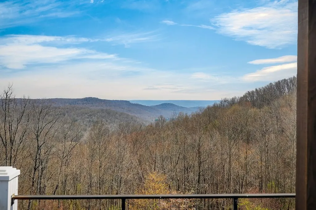 5715 Pleasant Ridge Road Sparta TN 38583