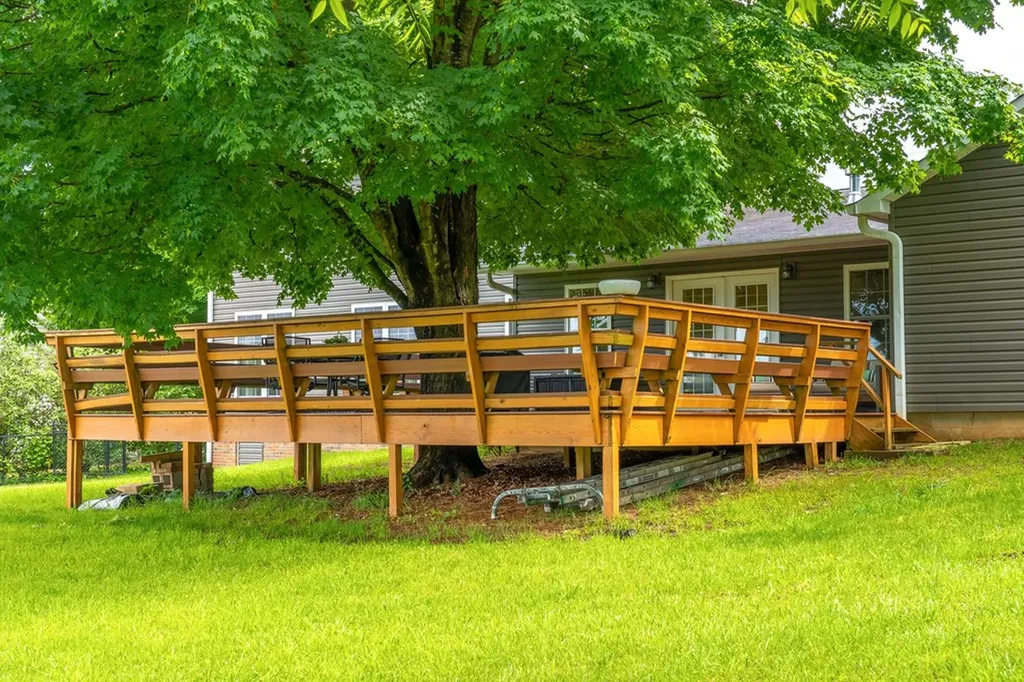 1112 Belmont Drive Cookeville TN 38506