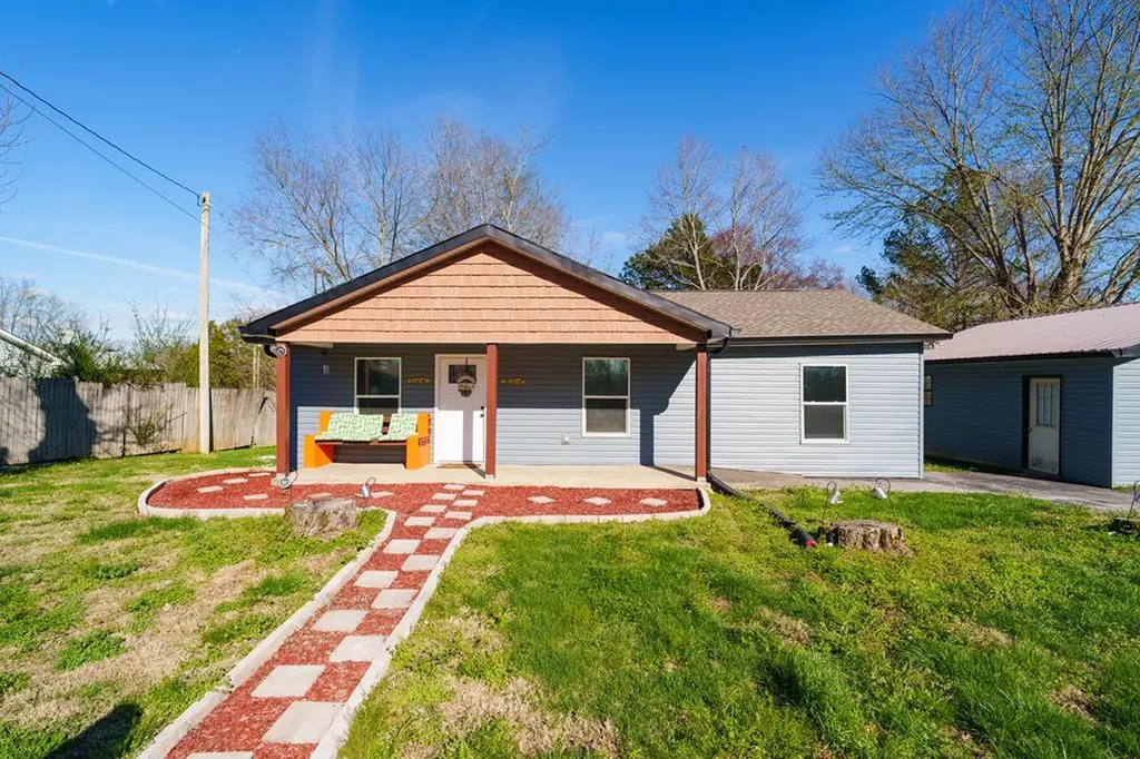 1670 White Road Cookeville TN 38506