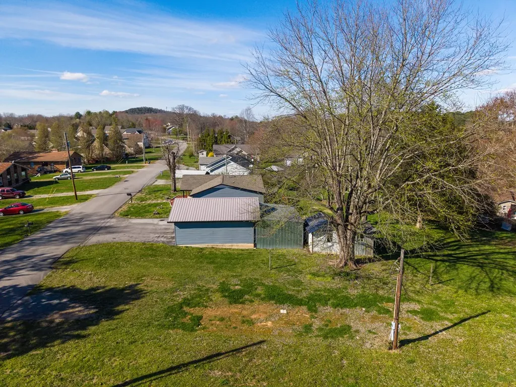 1670 White Road Cookeville TN 38506