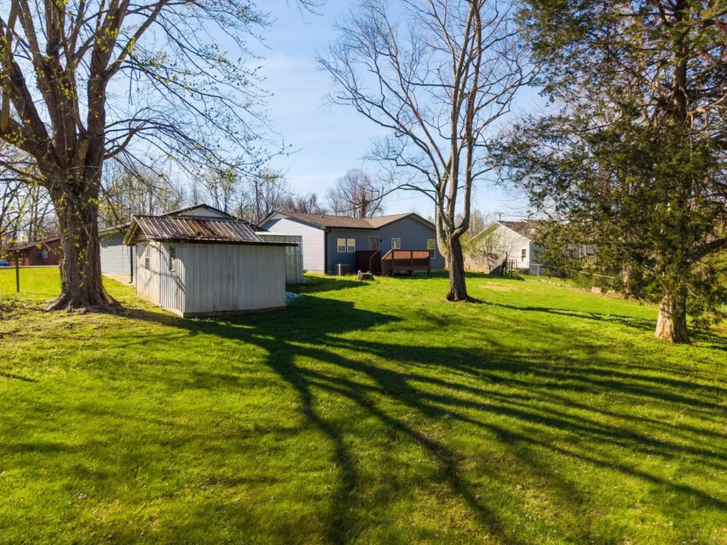 1670 White Road Cookeville TN 38506