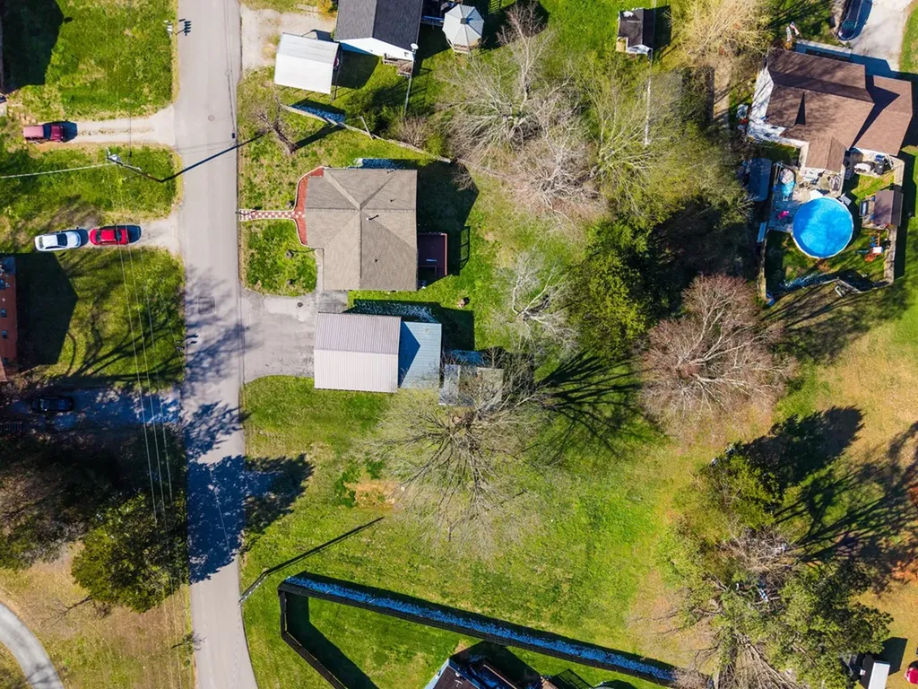 1670 White Road Cookeville TN 38506