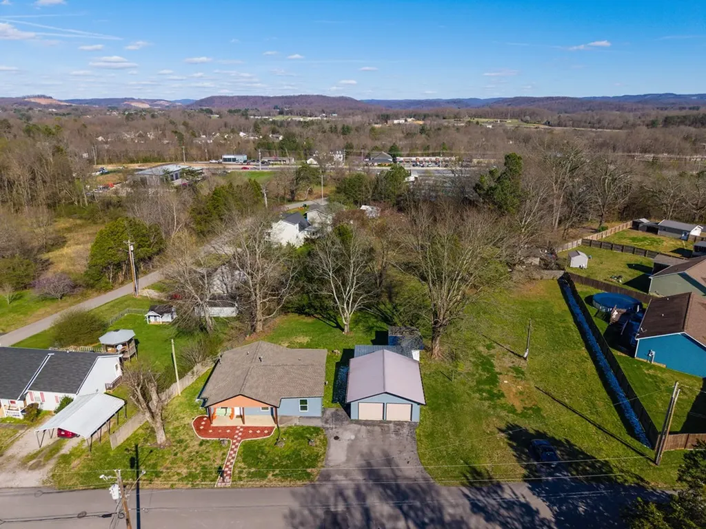 1670 White Road Cookeville TN 38506