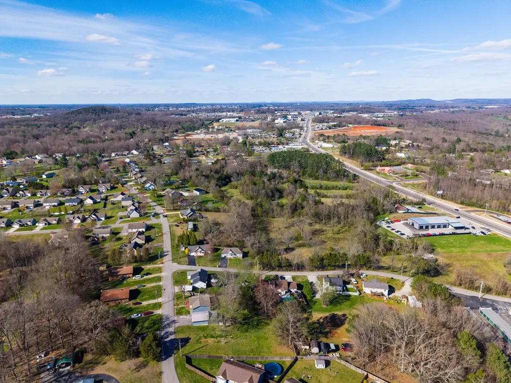 1670 White Road Cookeville TN 38506