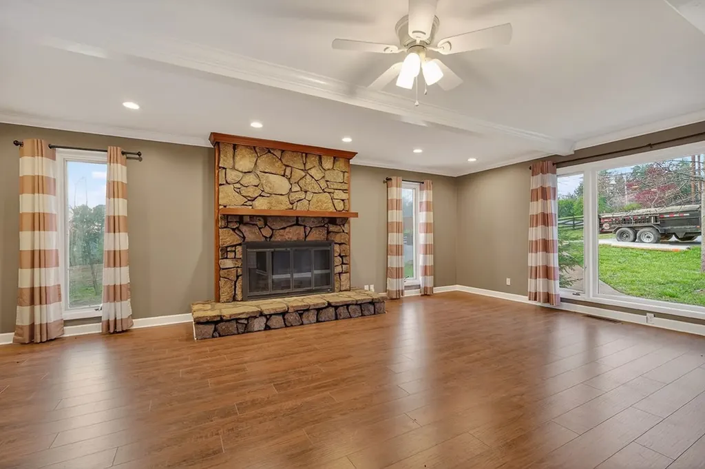 230 Cora Road Cookeville TN 38501