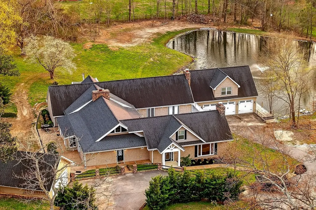 230 Cora Road Cookeville TN 38501