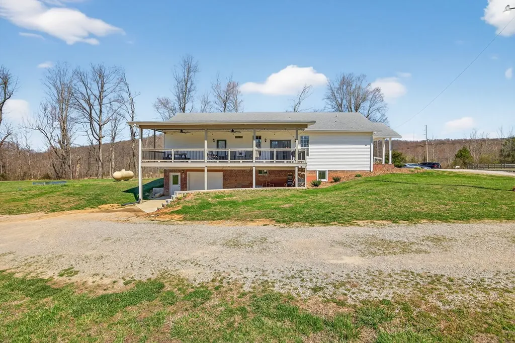 1375 Falling Water Road Cookeville TN 38506