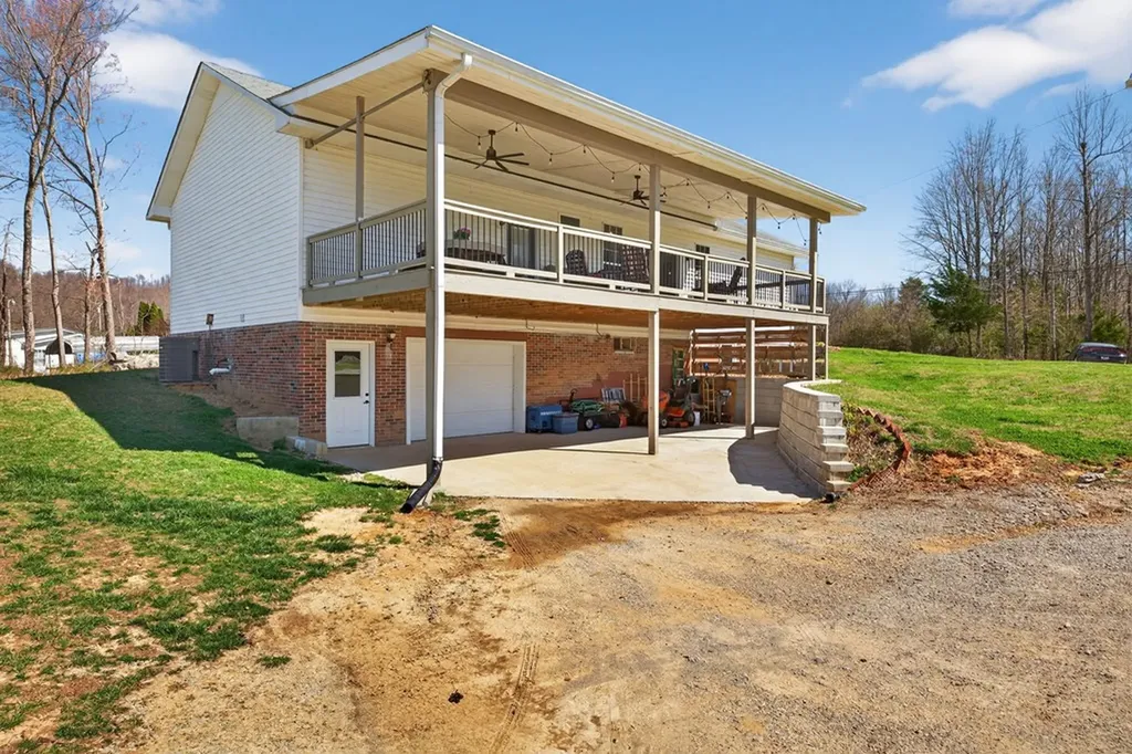 1375 Falling Water Road Cookeville TN 38506