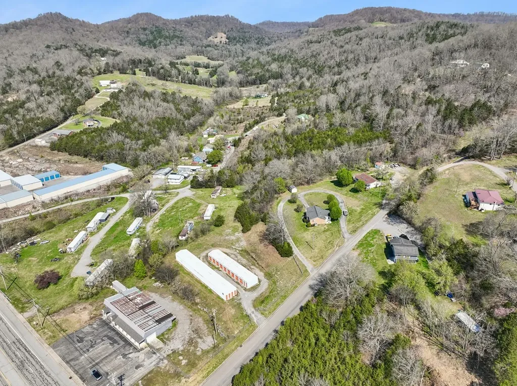 215 Choctaw Ridge Road Liberty TN 37095