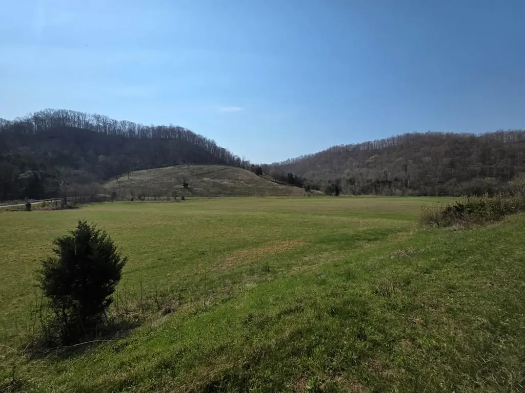 31.14 Ac Dry Mill Creek Road Hilham TN 38568