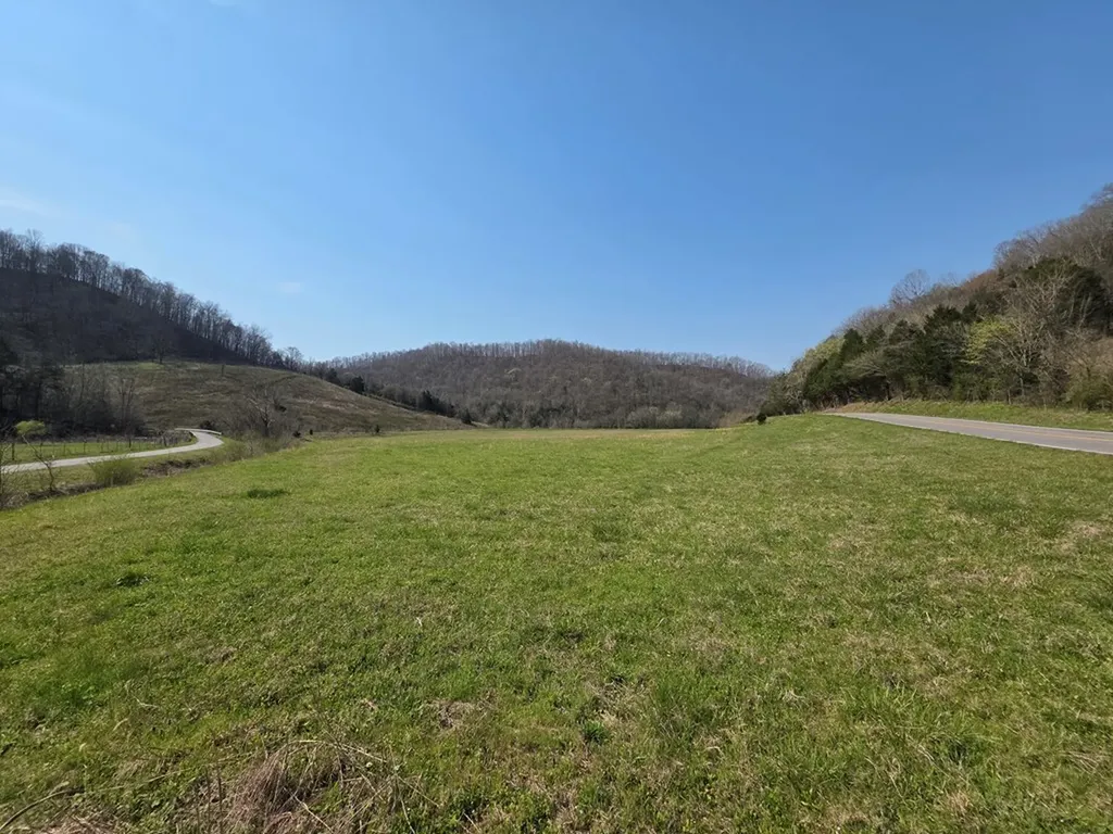 31.14 Ac Dry Mill Creek Road Hilham TN 38568