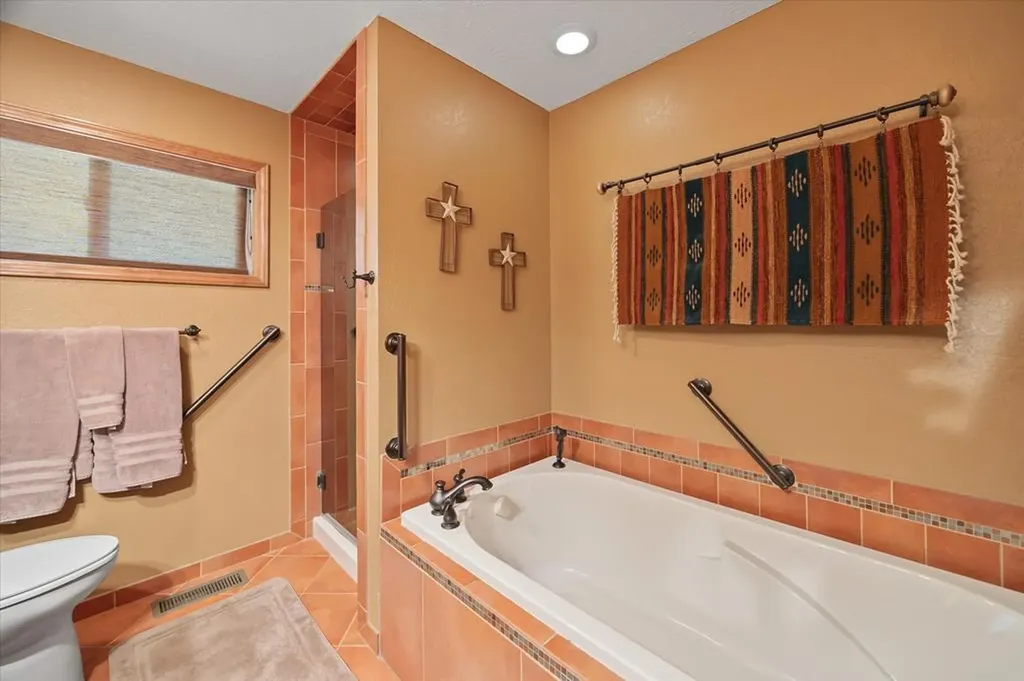 7318 Lillydale Road Byrdstown TN 38549