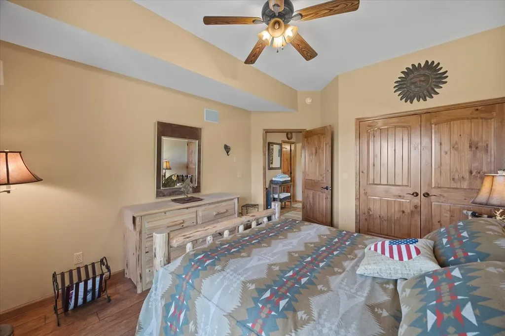 7318 Lillydale Road Byrdstown TN 38549