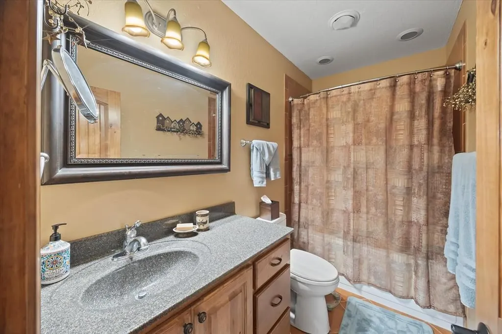 7318 Lillydale Road Byrdstown TN 38549
