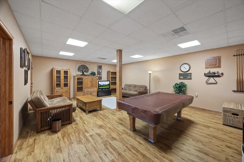 7318 Lillydale Road Byrdstown TN 38549