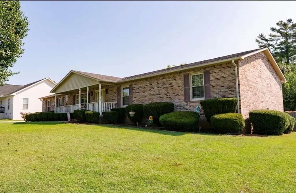 1656 Rosebank Avenue Cookeville TN 38501