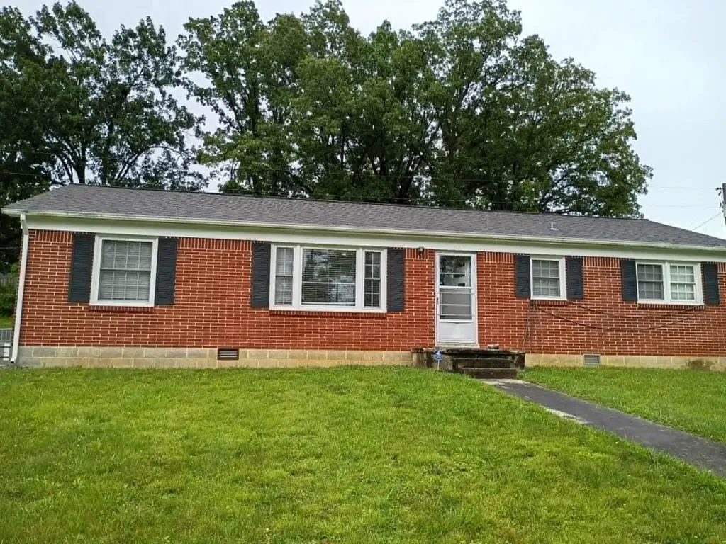 1305 Maddux Avenue Cookeville TN 38501