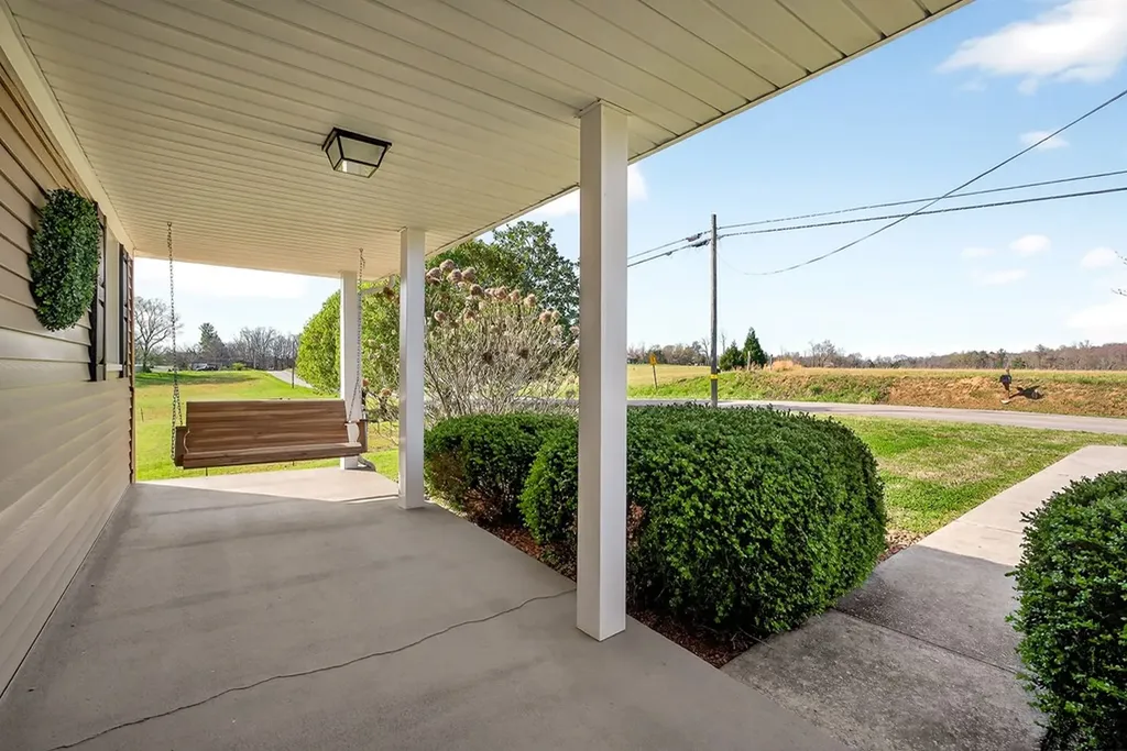 1003 Hodges Ferry Road Sparta TN 38583