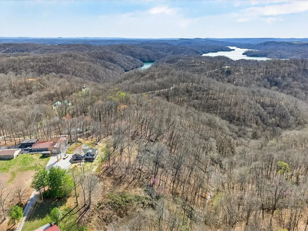 10 Ac Jimmy Reneau Road Celina TN 38551