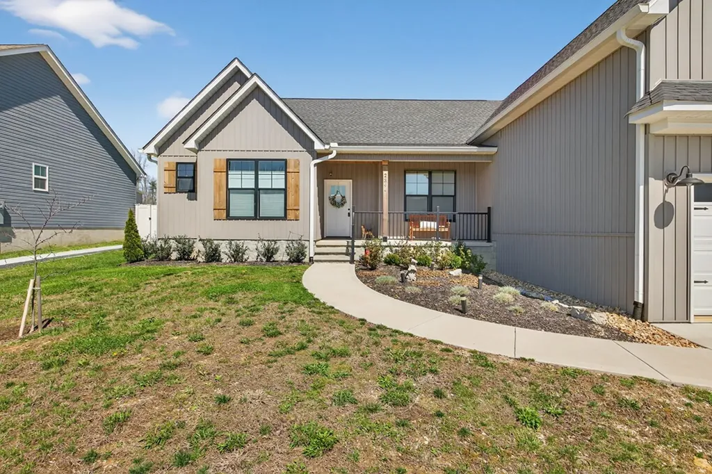 2394 Mountain Reserve Cookeville TN 38506