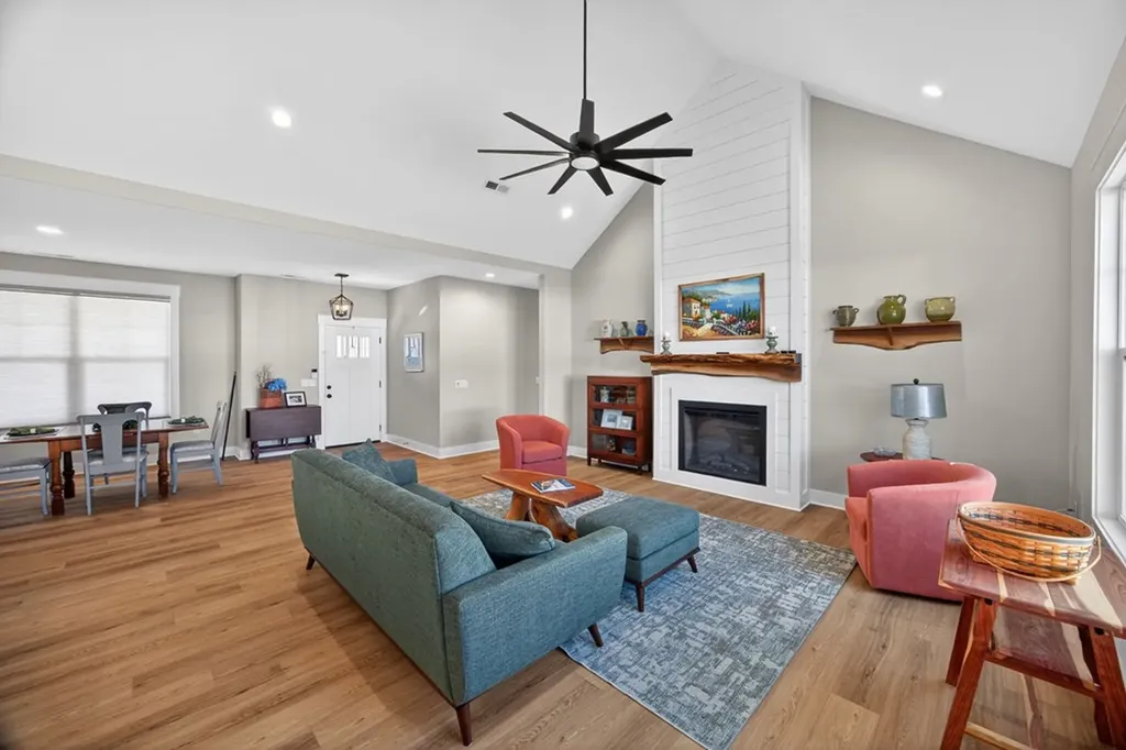 2394 Mountain Reserve Cookeville TN 38506