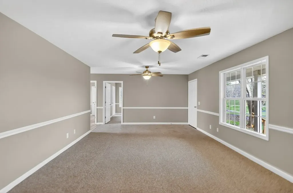 4721 Highway 52 E Lafayette TN 37083