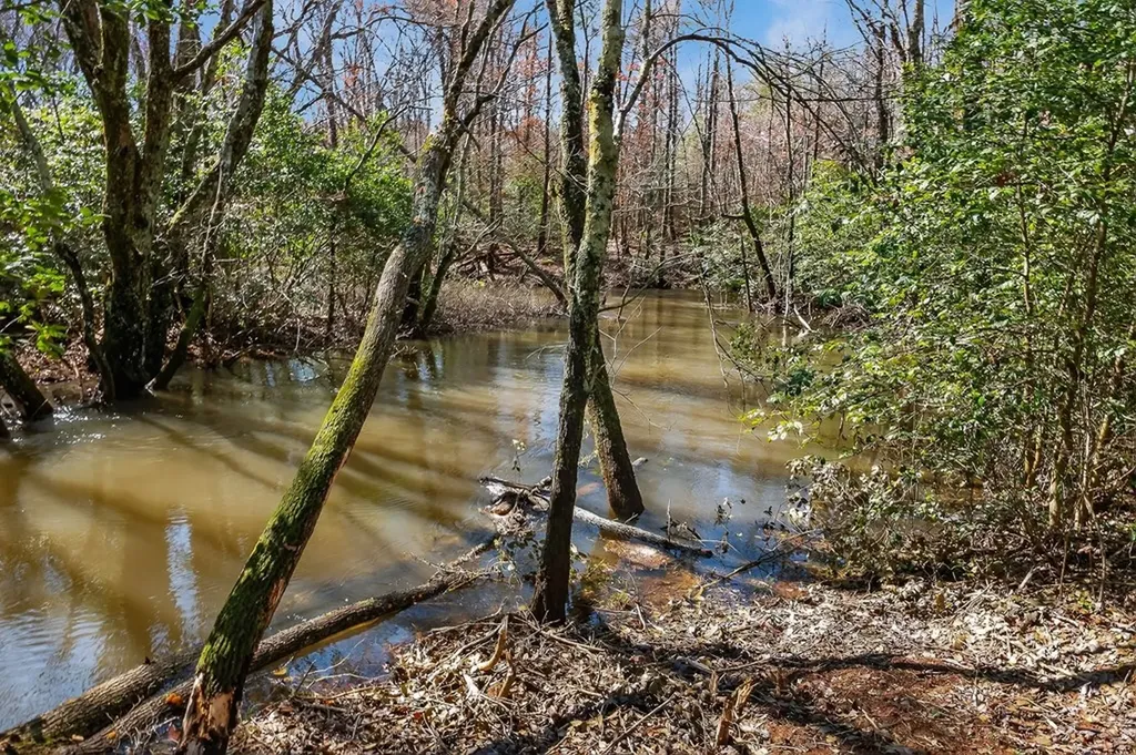 261AC Rocky River Road Spencer TN 38585