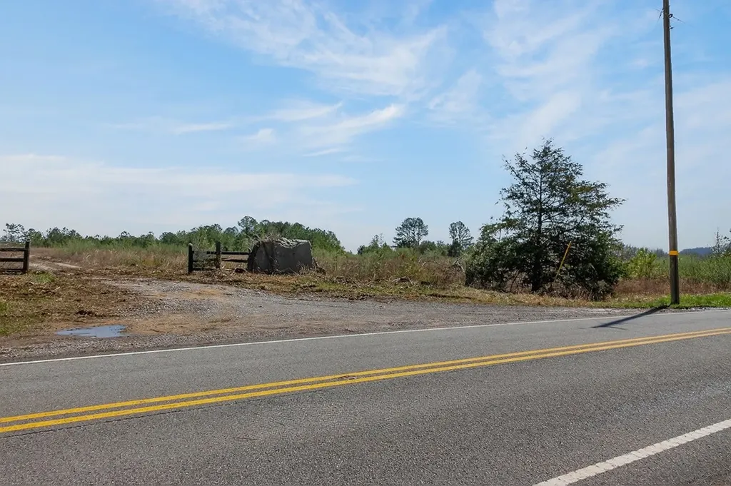 261AC Rocky River Road Spencer TN 38585