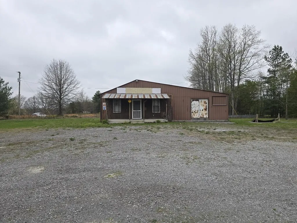 7089 NW Short Mountain Road Mcminnville TN 37110