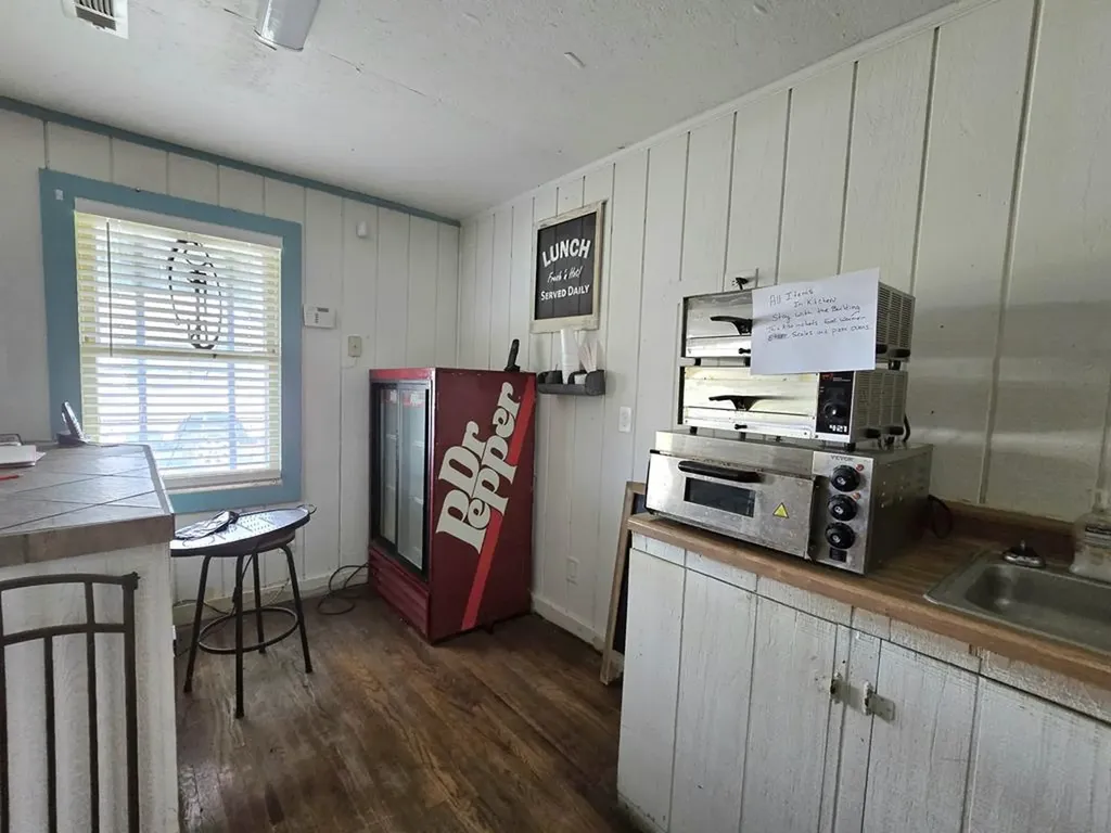 7089 NW Short Mountain Road Mcminnville TN 37110