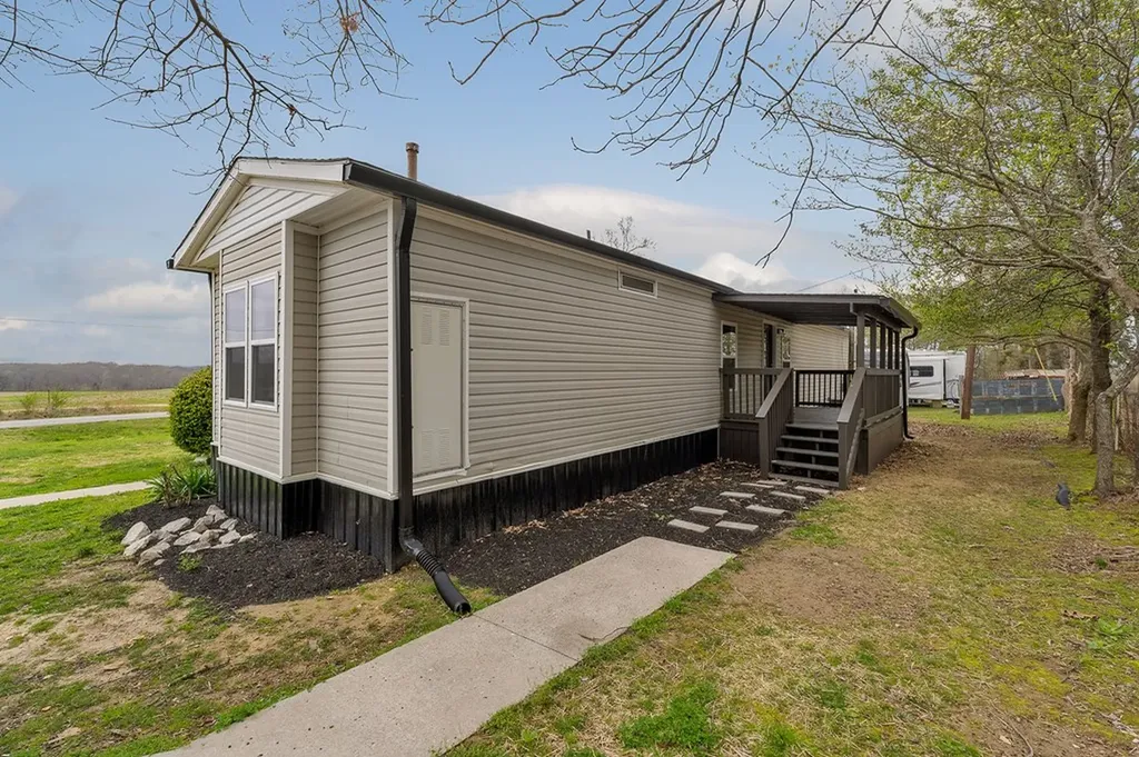 479 Old Bildad Road Smithville TN 37166