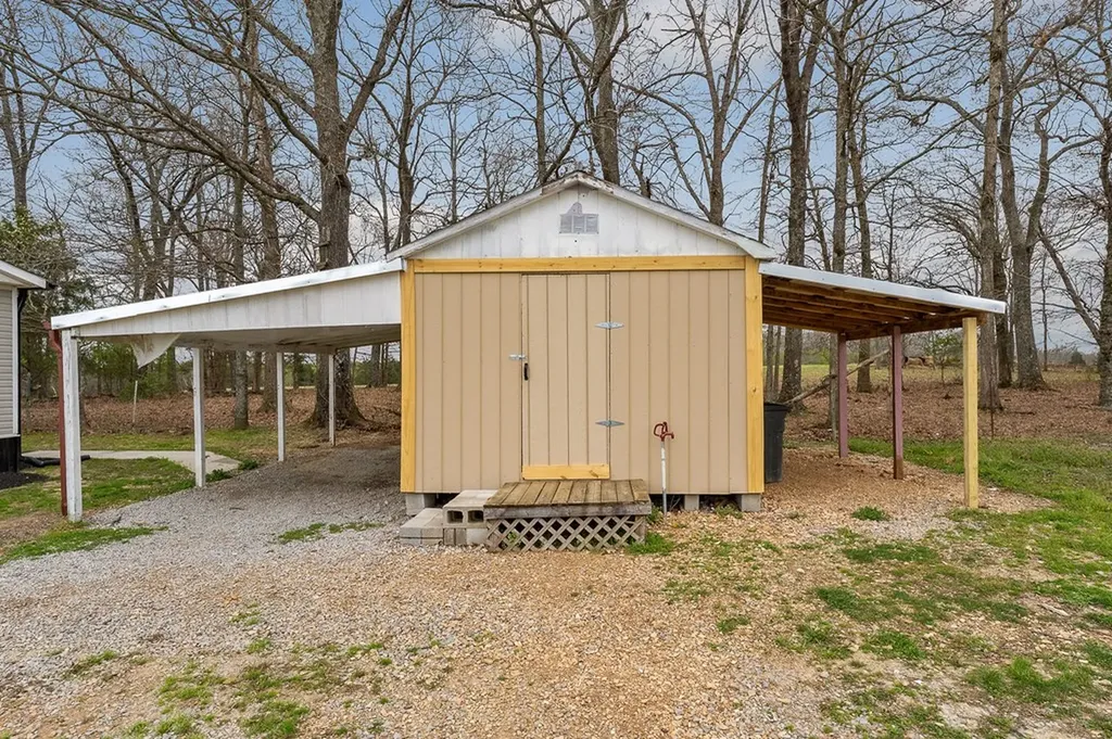479 Old Bildad Road Smithville TN 37166