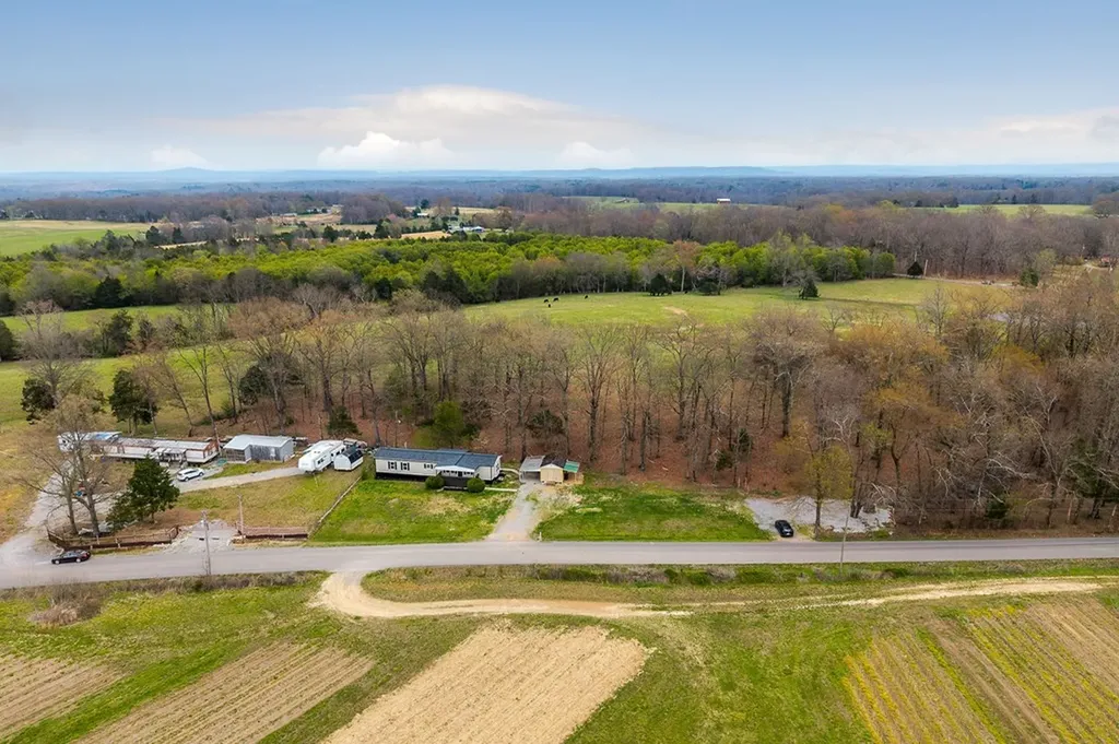 479 Old Bildad Road Smithville TN 37166