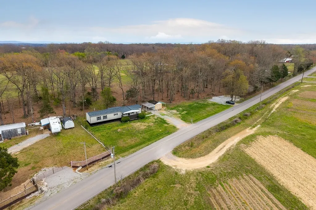 479 Old Bildad Road Smithville TN 37166