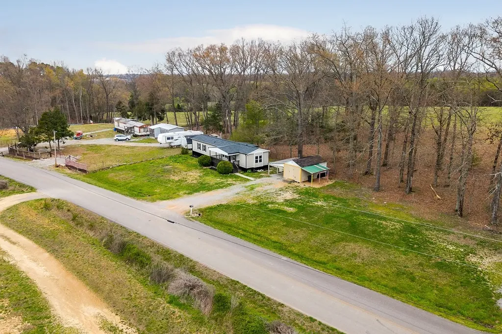 479 Old Bildad Road Smithville TN 37166