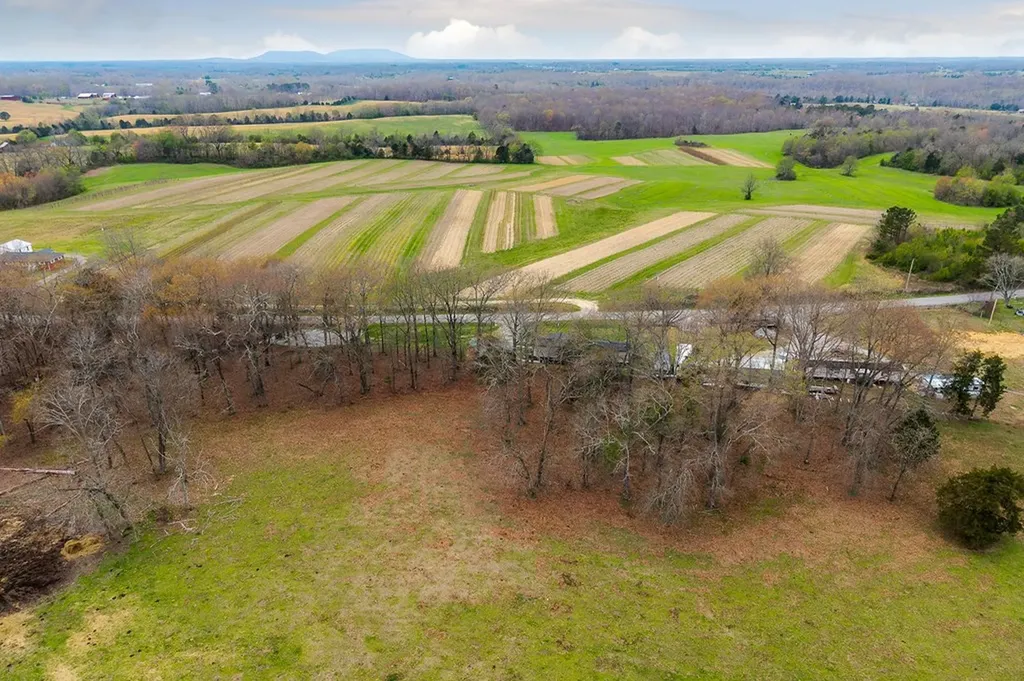 479 Old Bildad Road Smithville TN 37166