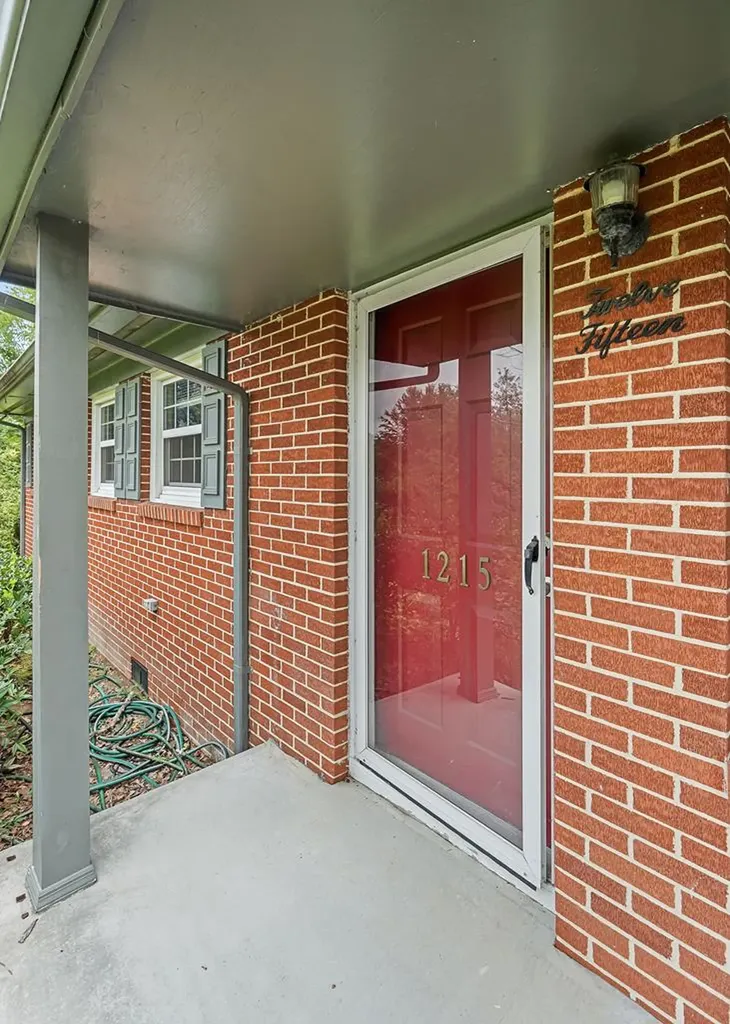 1215 Meadow Road Cookeville TN 38501
