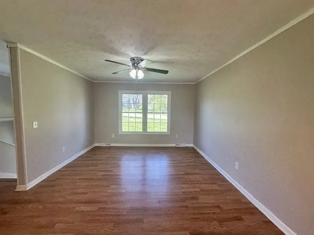 4032 Gayle Circle Cookeville TN 38501