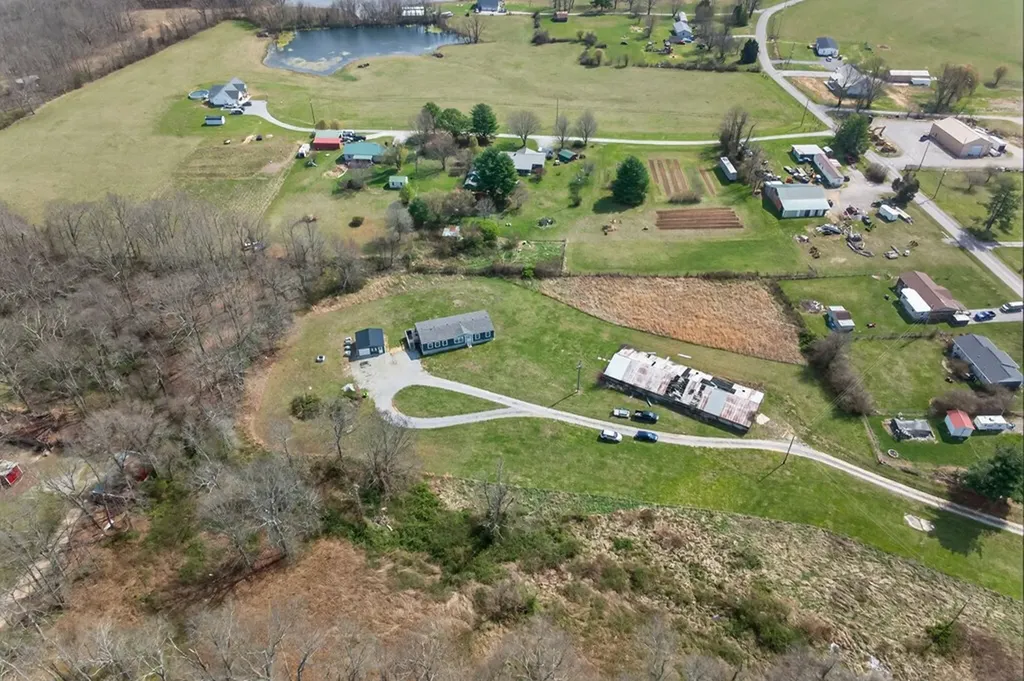 3544 Bowman Loop Crossville TN 38571