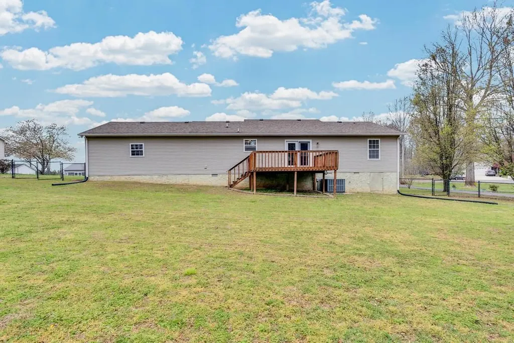 234 Walnut Trace Sparta TN 38583
