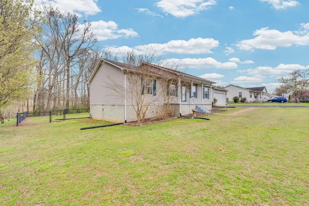 234 Walnut Trace Sparta TN 38583